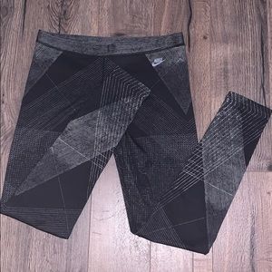 Nike workout leggings
